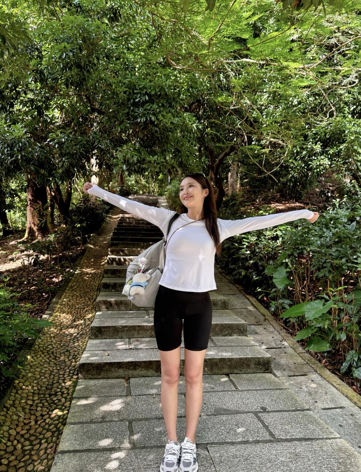 绿野仙踪里，笑语闻风来