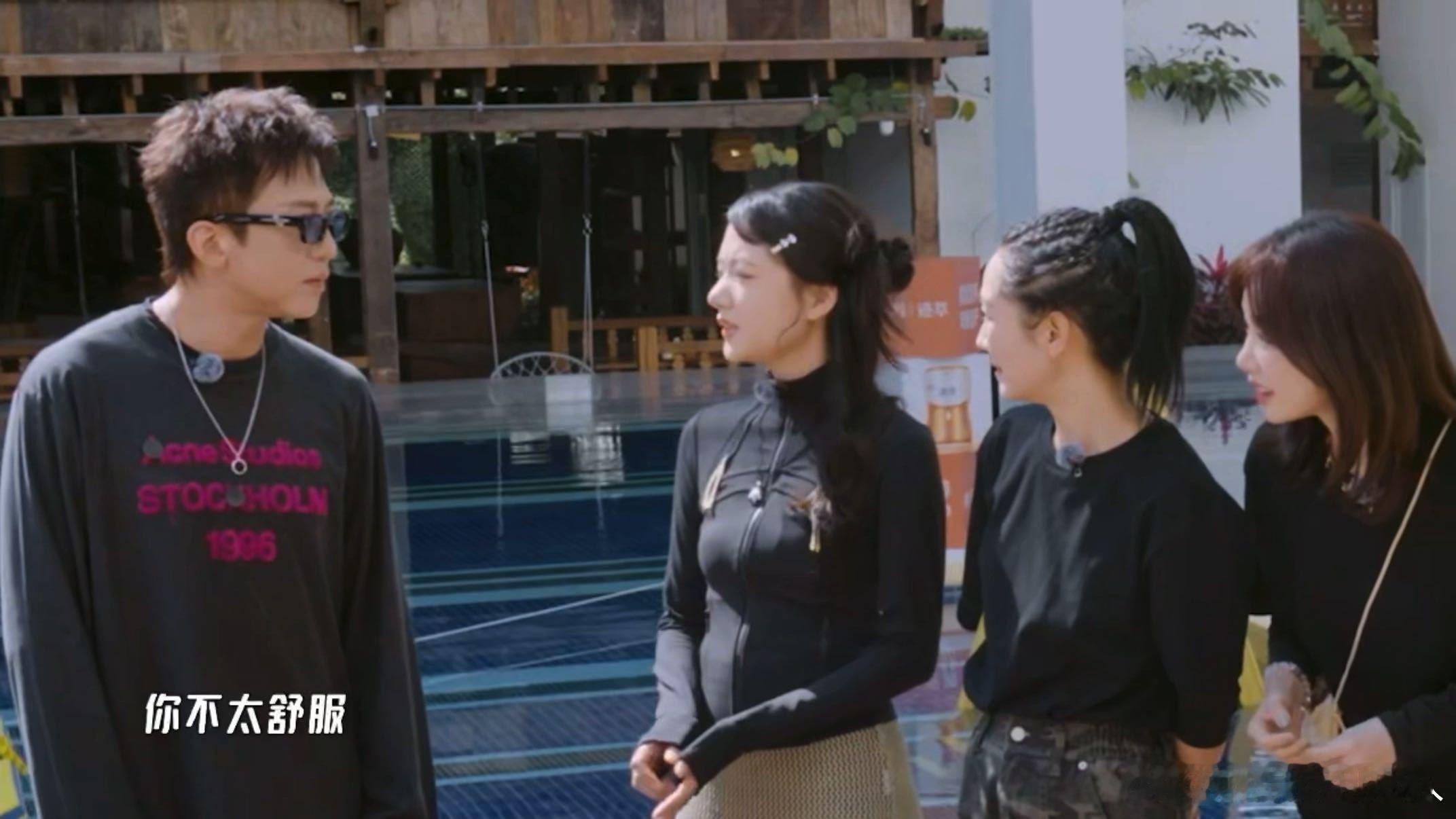 邓超鹿晗同款妆造鹿晗邓超卖家秀买家秀 能get到这段的笑点，邓超找鹿晗化妆师做同