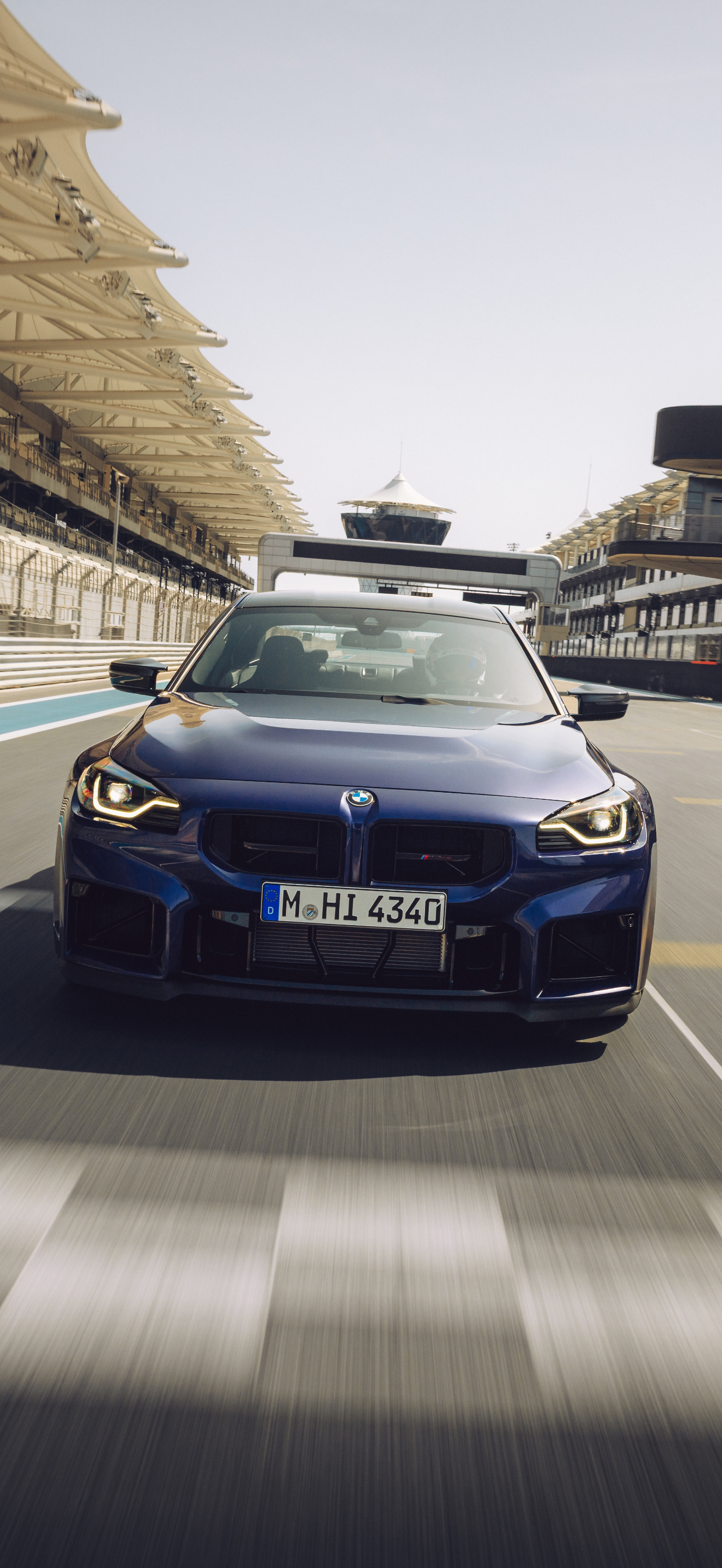 壁纸时间 BMW M2 CS正式引进国内，大概率11月见了[doge]你的下一台