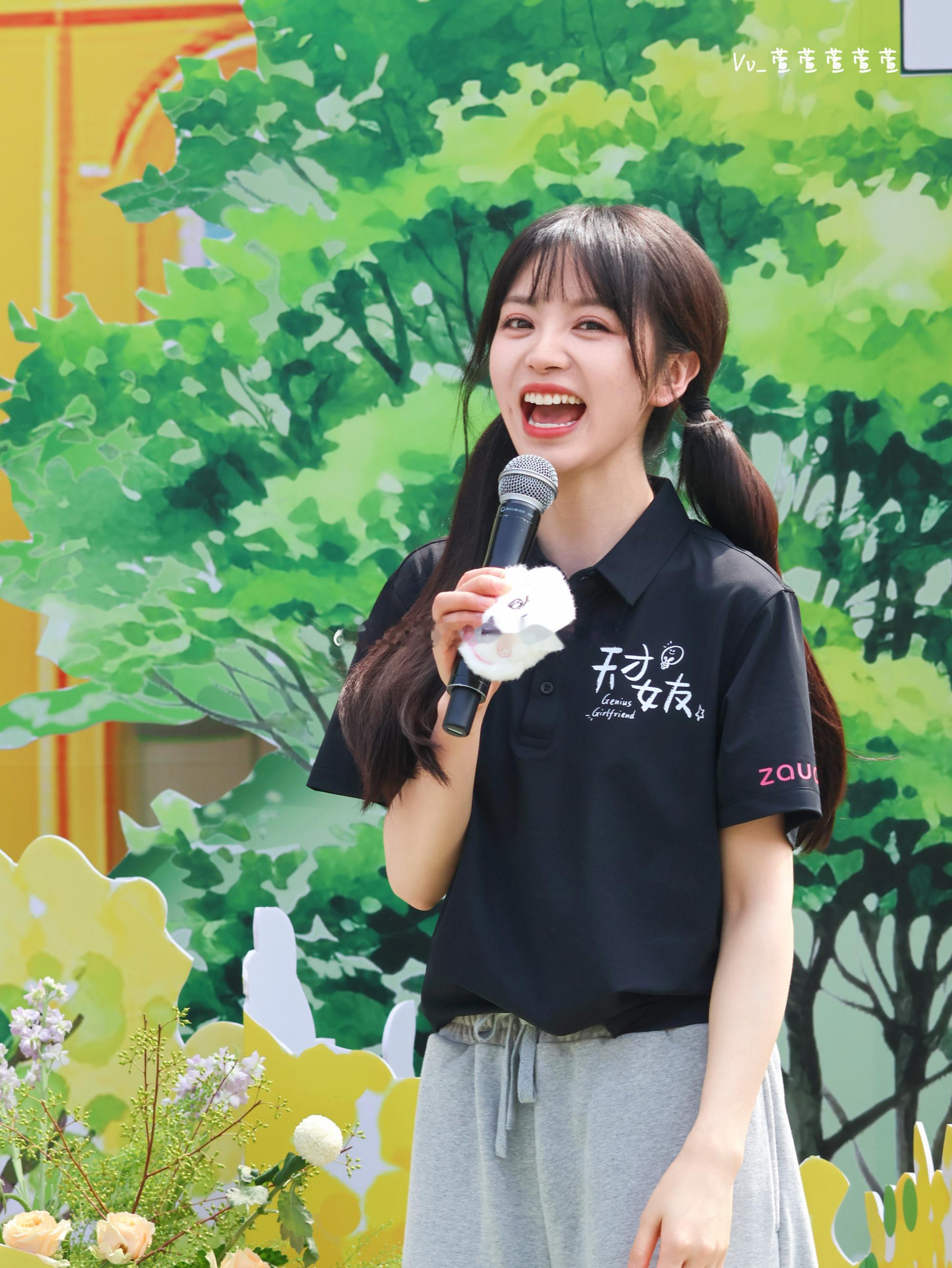 终于等到田曦薇拍现偶田曦薇天才女友开机路透 《天才少女》开机路透好好看的田曦薇，