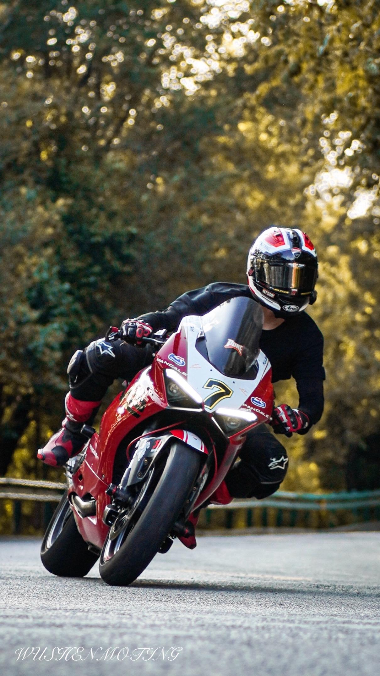 骊山追焦。8/8全部发完 大铁门向上第一个左弯追焦