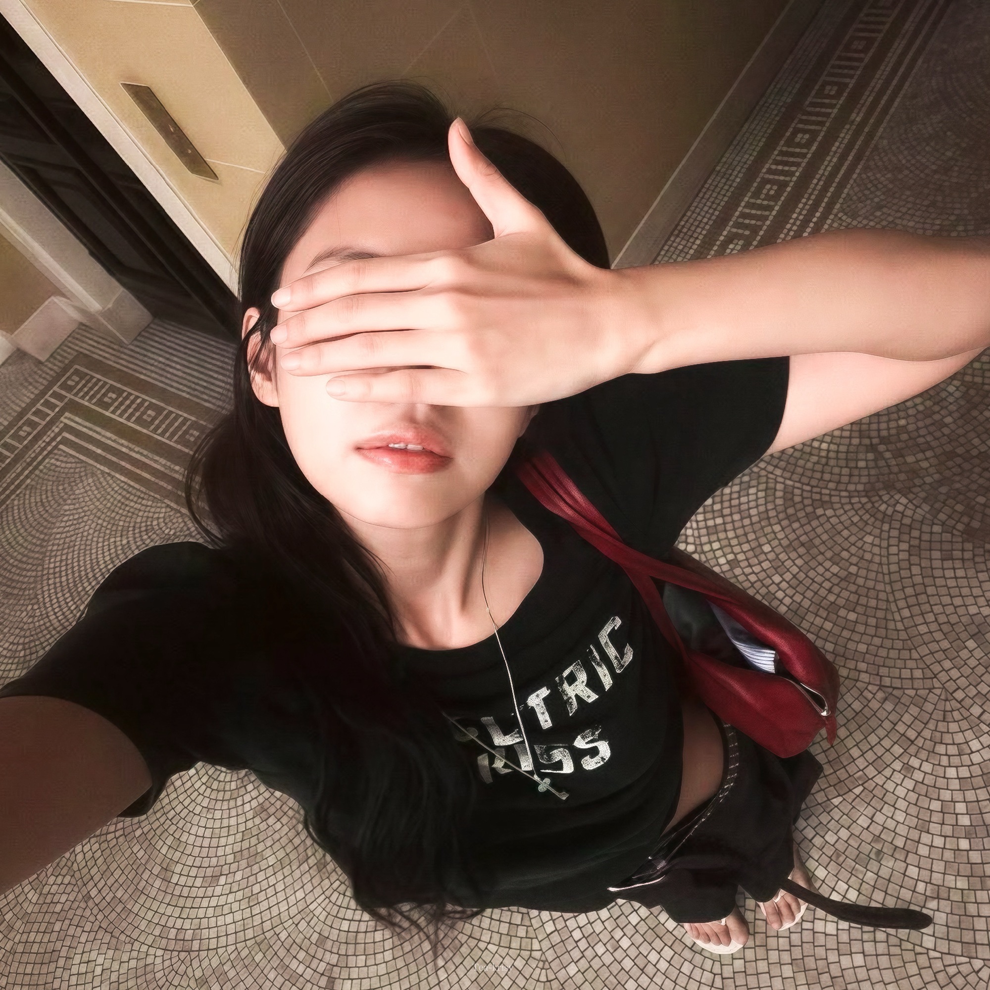 JENNIEJennie新歌AM全球空降第23珍女一驾到 通通闪开