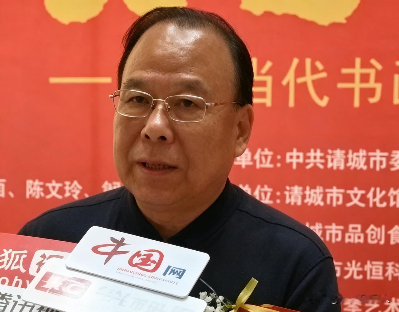 荷之韵·颂孙文莲
 
战友扈本询榜上有名，《荷之韵》系列代表作头条等输入信息可查