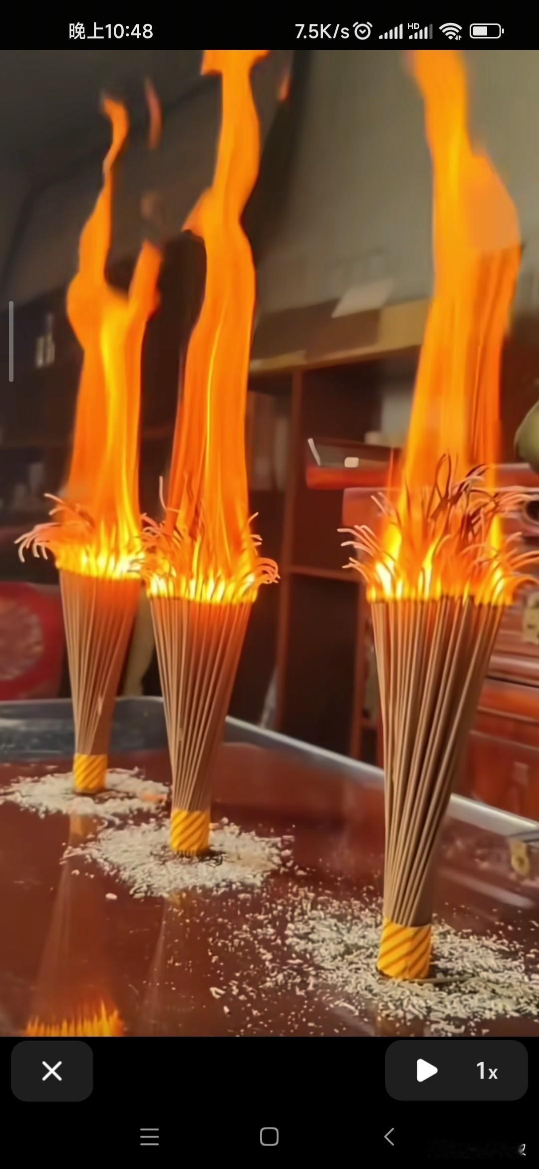 媳妇跟我说了一件事，我觉得有点不信。她说现在很多高中和初中的家长都很相信玄学，她