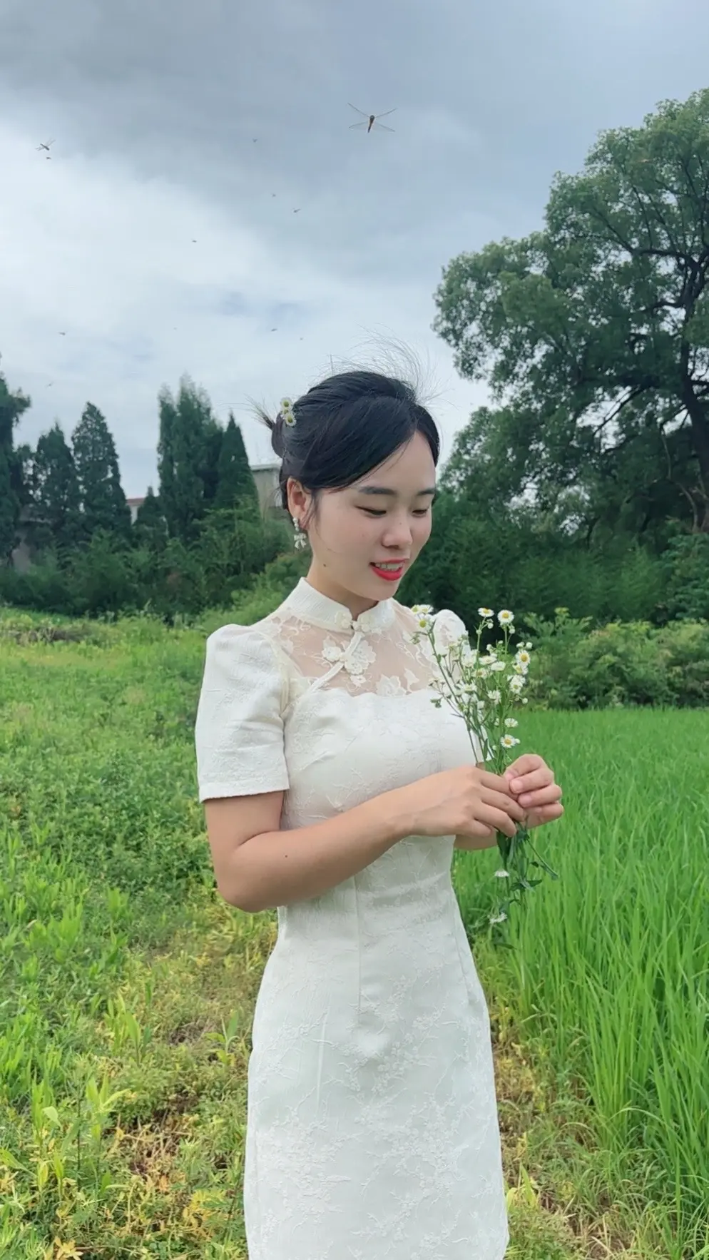 风华正茂，当然要落落大方！爷爷自酿纯米酿家烧、有需要的请找小谢呀！