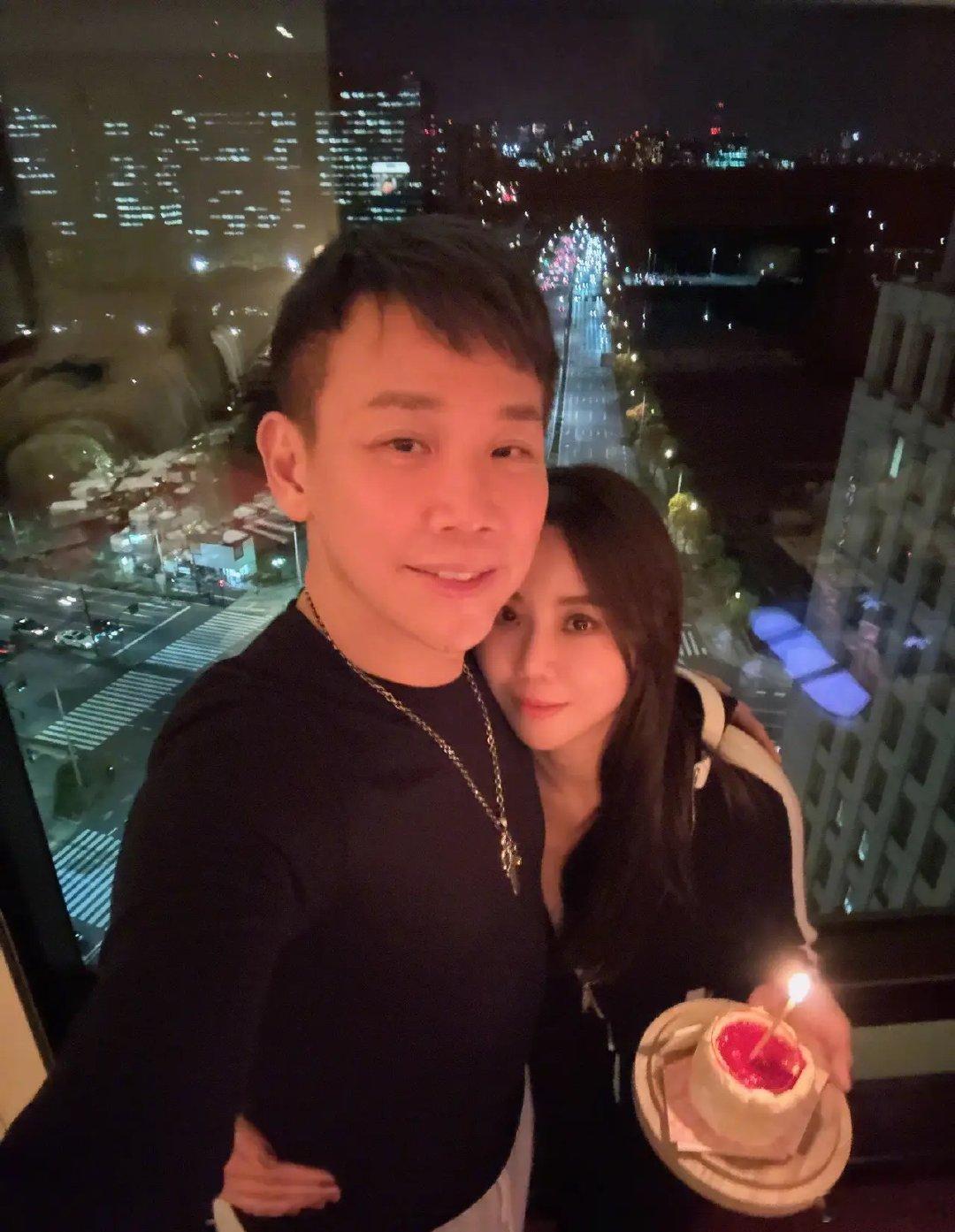 陶喆发文为老婆江佩蓉庆生 陶喆发文为老婆江佩蓉庆祝37岁生日，你们两个要一直幸福