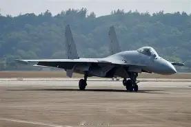 4月22日，根据解放军报的报道，“数架歼-15T战机、歼-35战机、空警-600