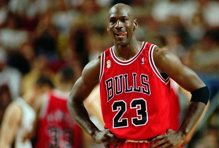 乔丹98年总决赛G3球衣有望创篮球球衣最高纪录1998年NBA总决赛第3场比赛中