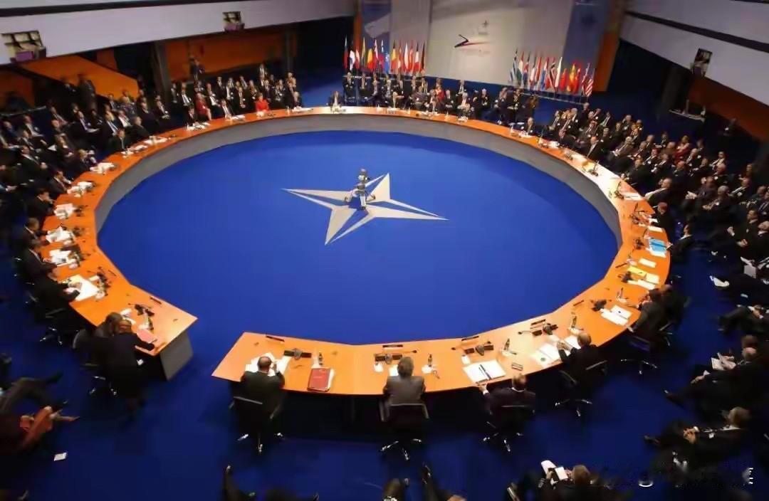 军事专家戴旭：目前全世界没有一个国家，在军事方面敢和我们较量

这句话听着确实提