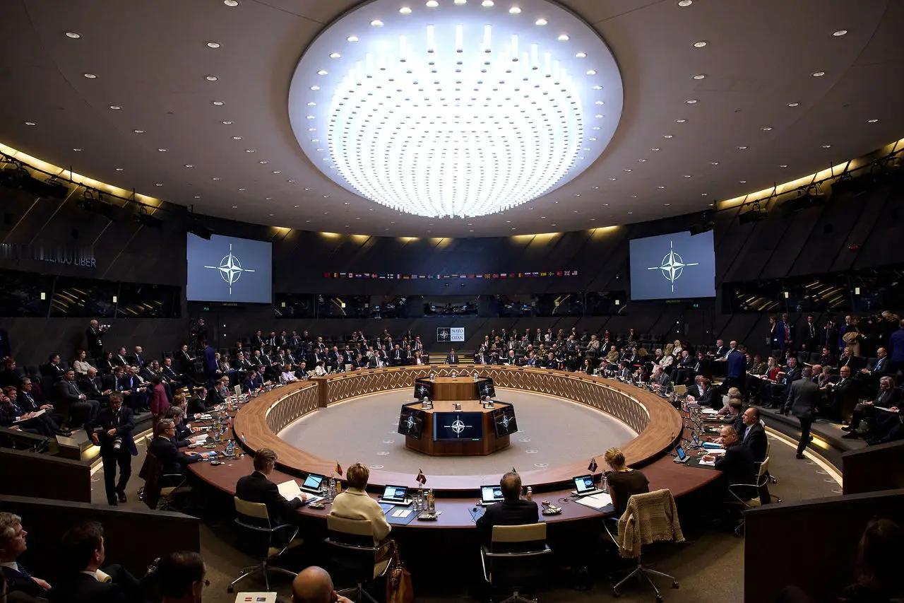 北约将军发出警告：“美国如果再不阻止中国，再过10-15年，那就为时已晚”

1