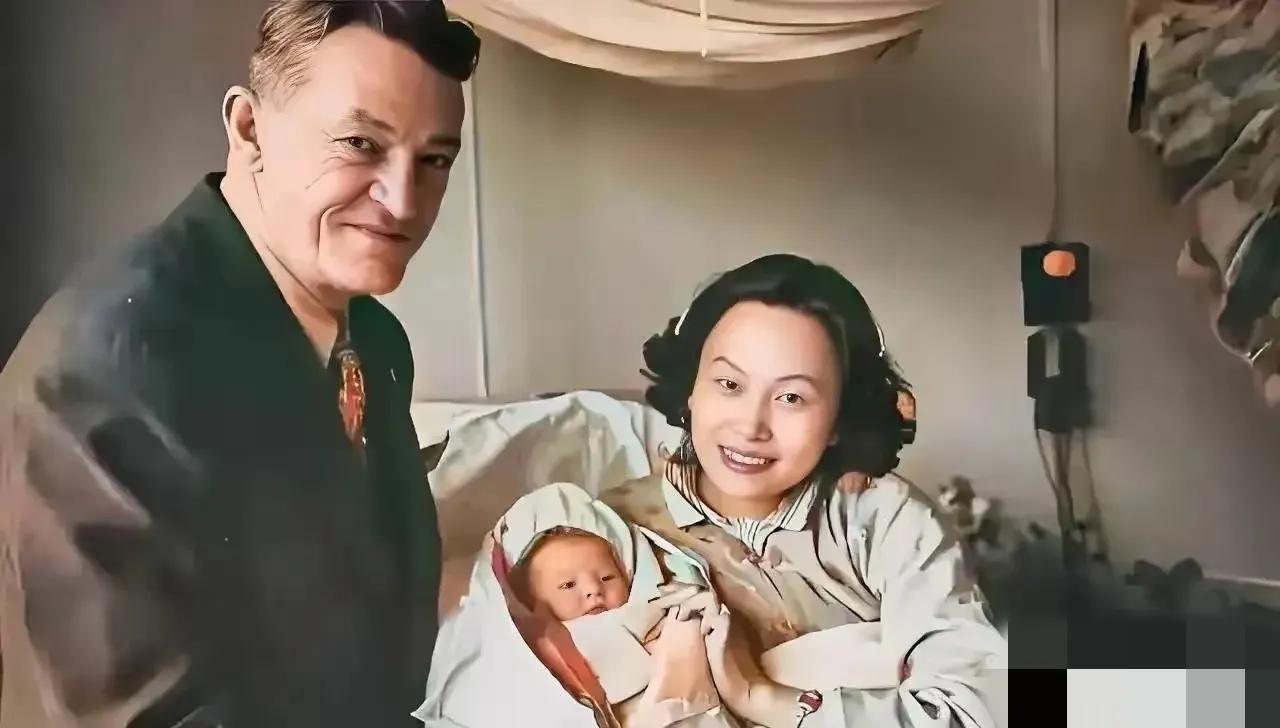 陈纳德将军和陈香梅女士的爱情故事，宛如一部动人的传奇。1947年12月21日，5