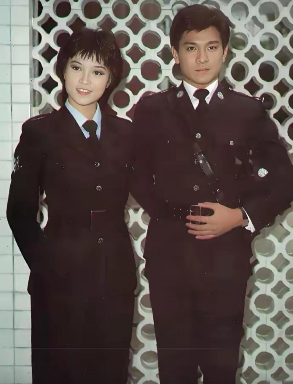 有没有人认识这个女的是谁？