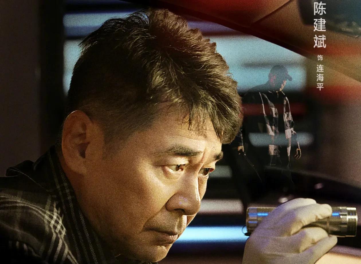 那个衣冠楚楚的副总，比化工厂老板的排污池，脏一万倍。
一个刚出校门的姑娘。
叫沈