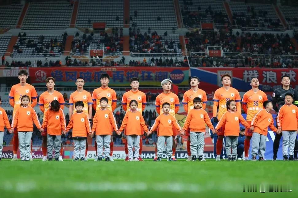 可以预见的是下个赛季山东泰山主场将受到非常大的冲击！
  2024年主场上座率虽