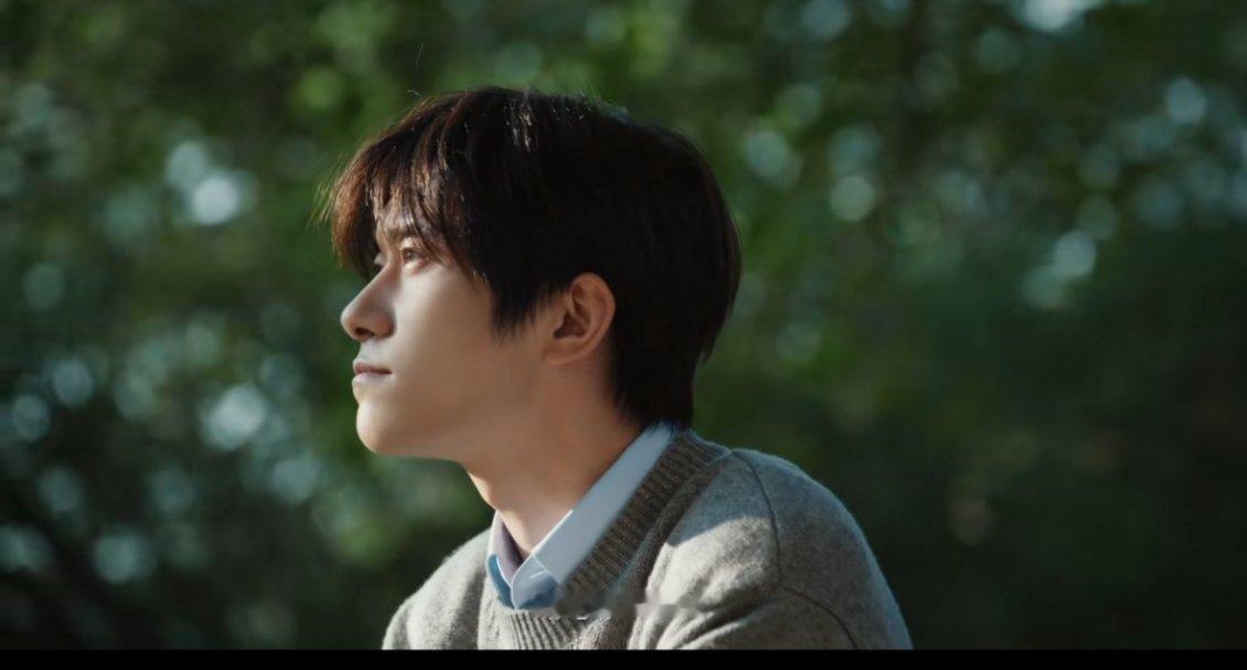 好温柔的大哥哥易烊千玺代言特仑苏易烊千玺