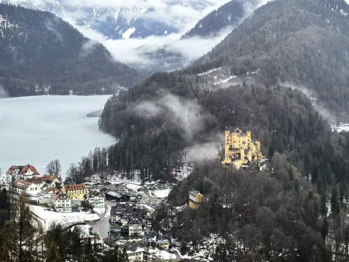 我的今日状态：😁轻松愉快
我这里的天气：☀️晴天