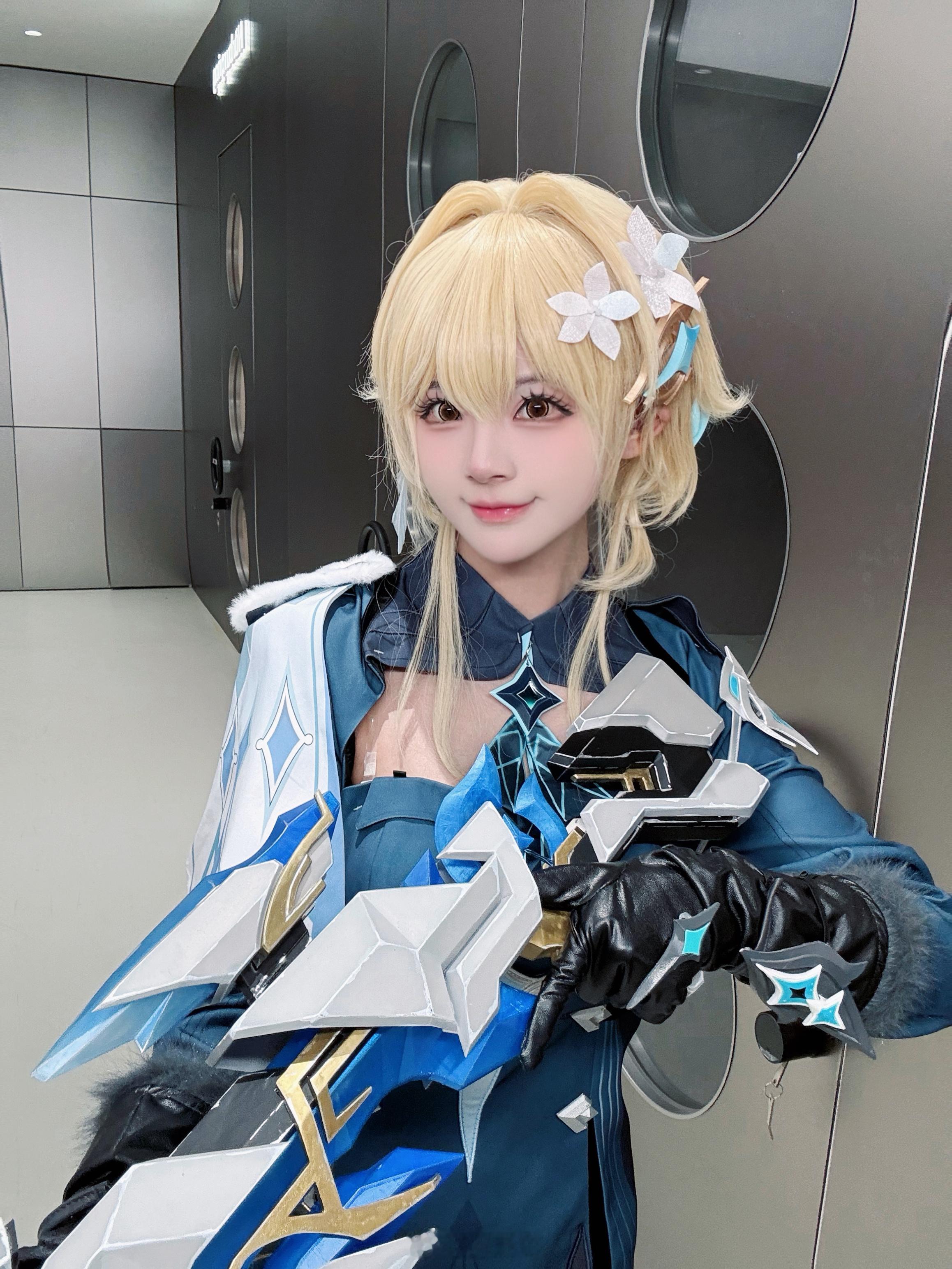 黄毛小妹新皮肤∠( ᐛ 」∠)＿河野華[超话] ​​​