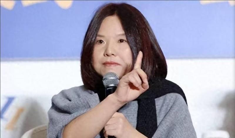 “中国的钱我是不会还的！”有位女企业家曾欠下200亿巨债，却一分钱都不愿偿还。随