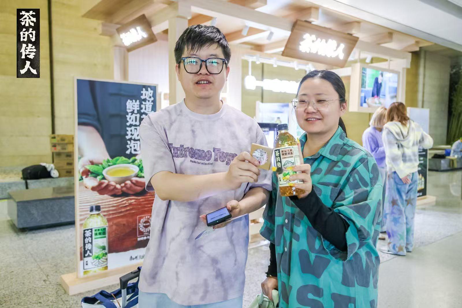 很喜欢登机前的十分钟 谁懂啊！登机前十分钟在上海浦东机场随手闲逛，居然挖到宝藏茶