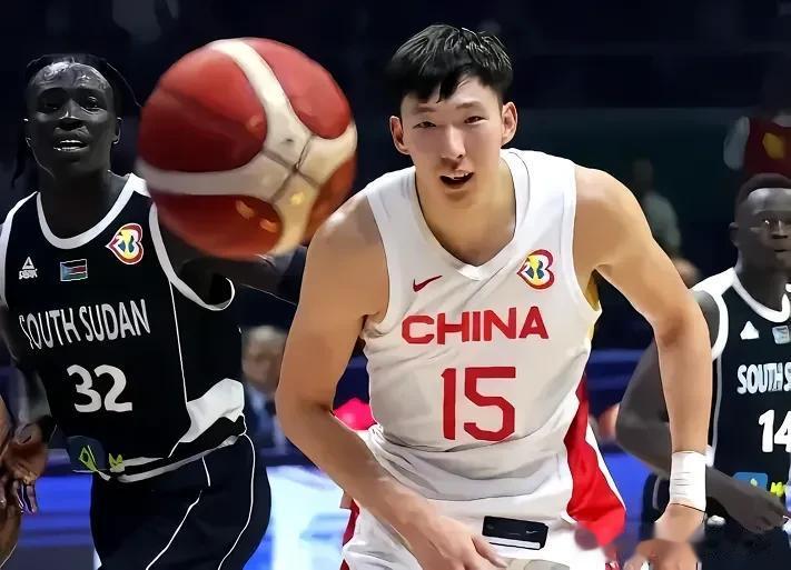 易建联扛旗中国队世界大赛一样成绩差，周琦能扛大旗，也不比易建扛旗差，关键部分球迷