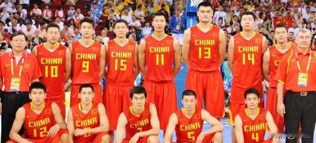 中国男篮，需要改变的东西太多，不止是球员和教练的问题，还有更多。

1、中国男篮