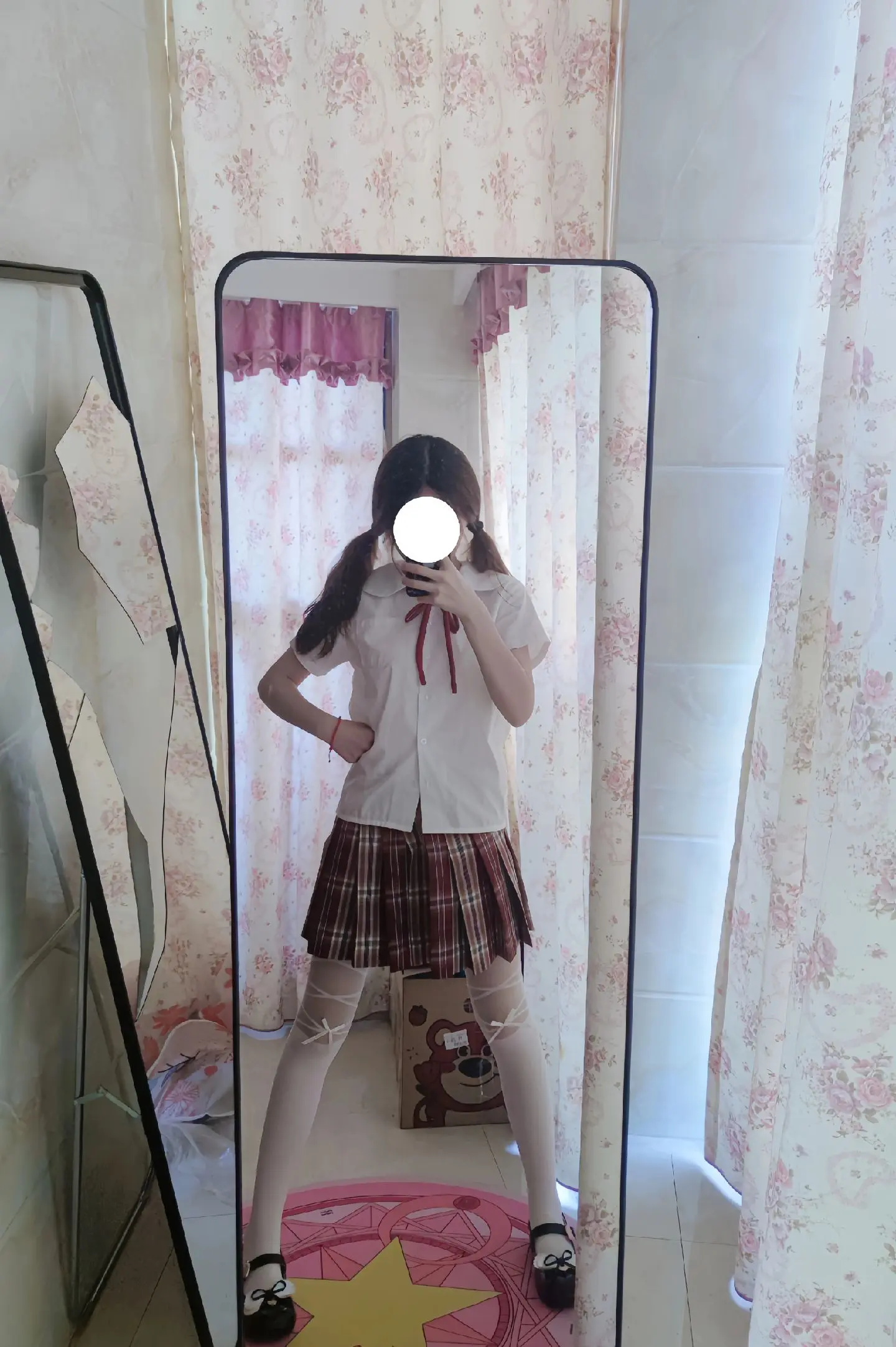 嘟嘟。嘟嘟。嘟嘟。