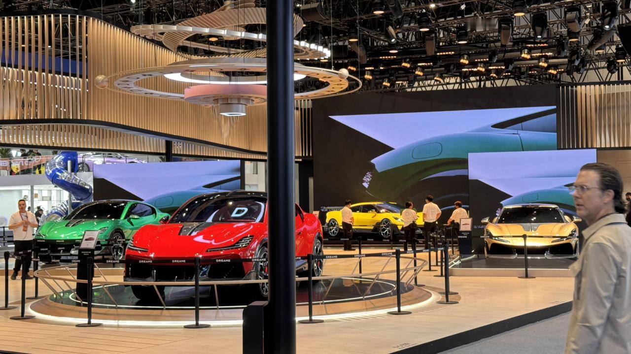 刚路过一个展台，第一眼我迷糊了…【来自懂车帝车友圈】