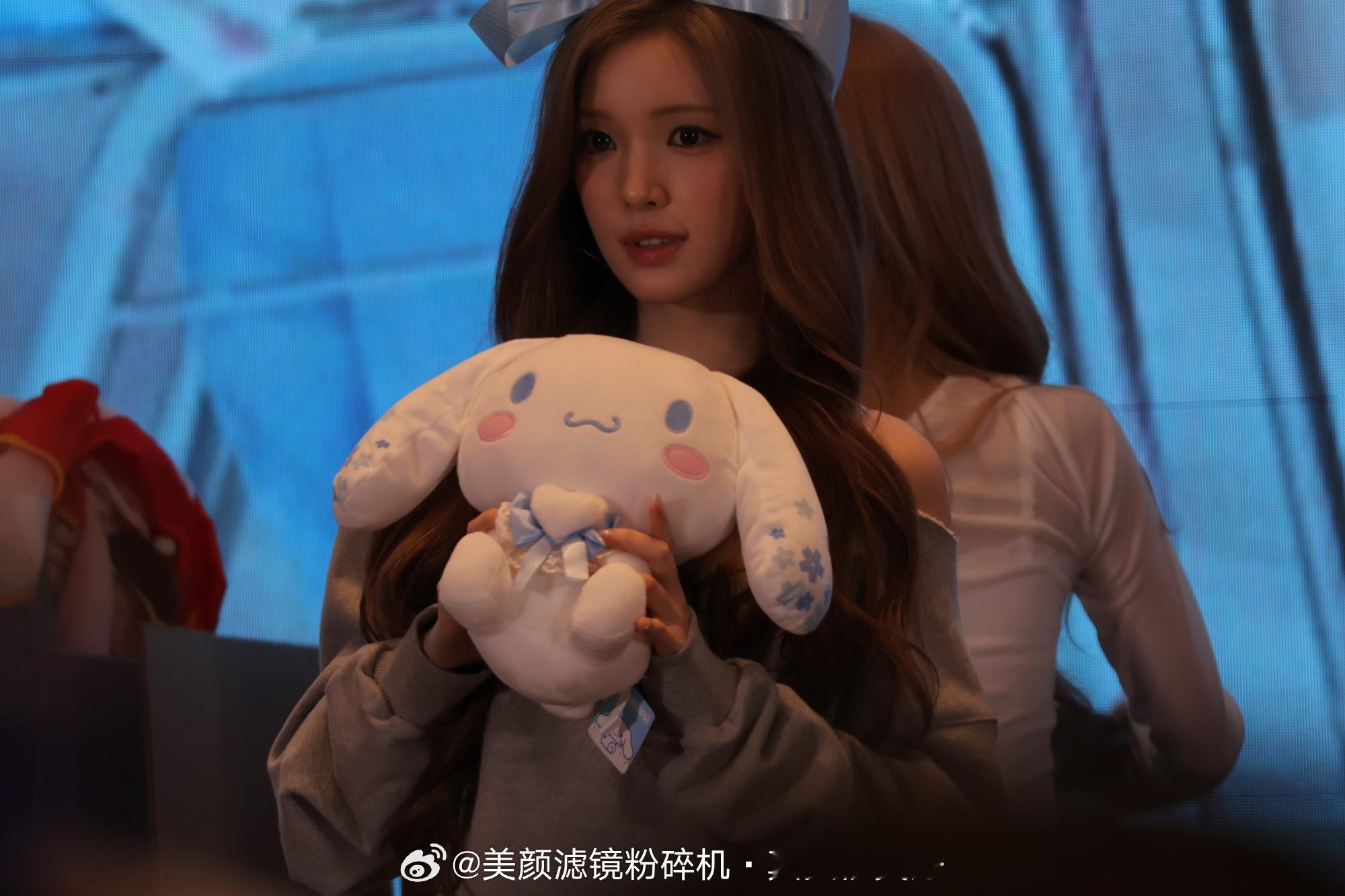 YUHA签售会饭拍生图（稿主自摄，参数最后一张） 