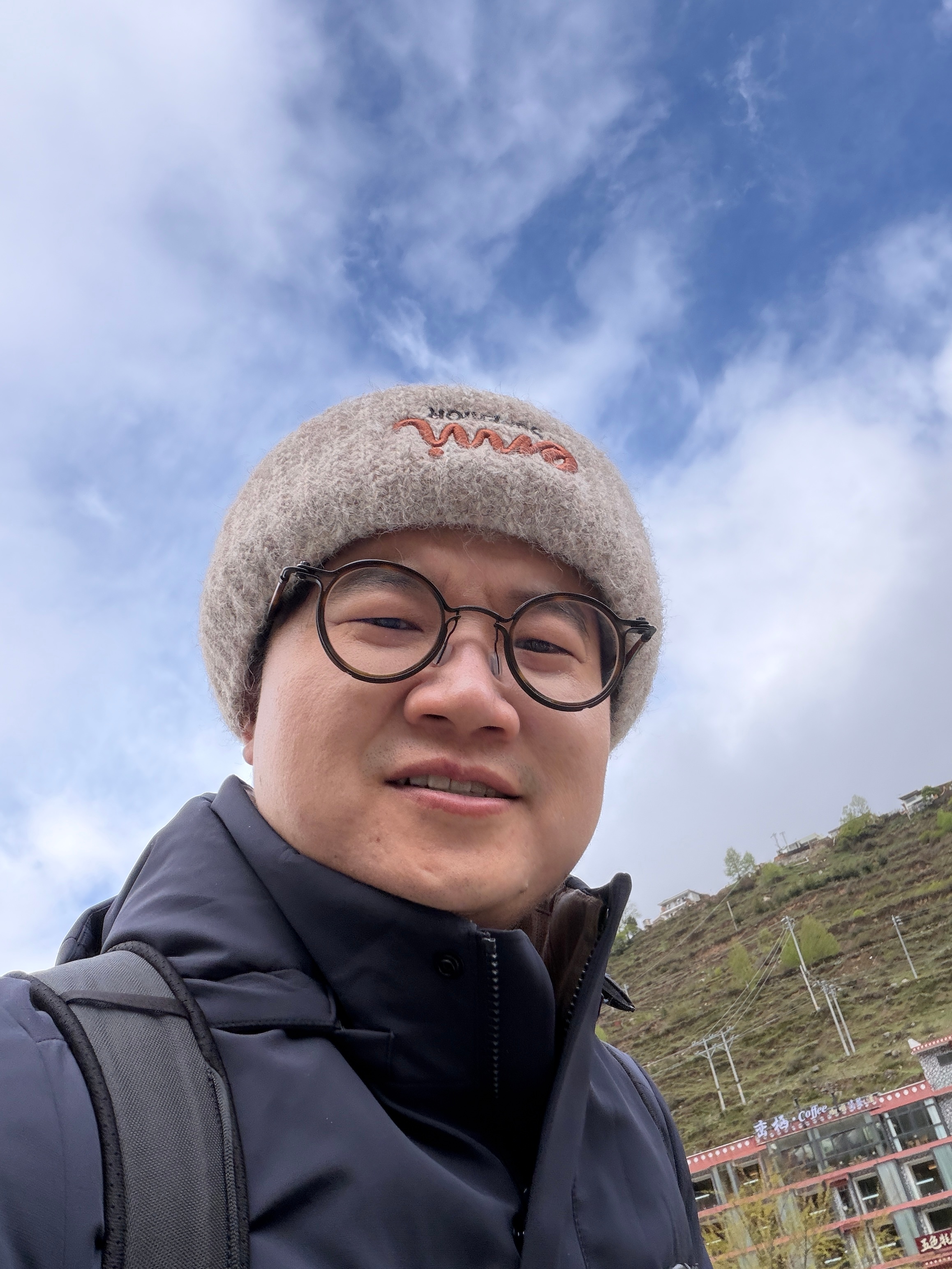 不愧是老祖宗严选的地理位置 是啊。我还穿着两件羽绒服~