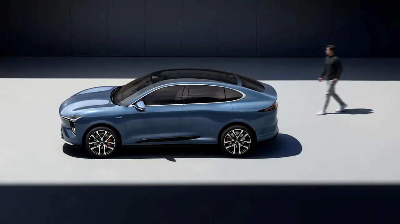 从LS6的10万到Hyper登场，智己进入快车道！

智己用数据说话：LS6累计