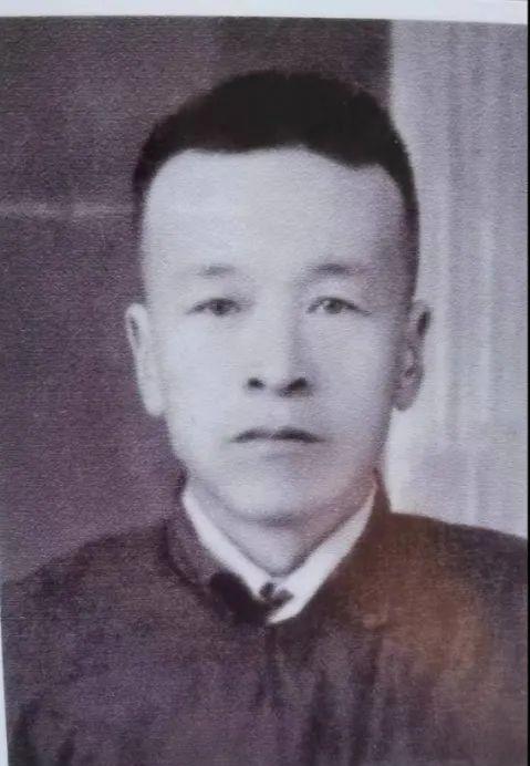 崔海治（1924年-1947年4月），男，山西省忻州市岢岚县人，中国共产党党员，