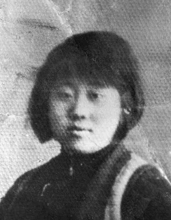 冷云（1915—1938），原名郑香芝、郑志民，黑龙江桦川人，中共党员，东北抗联