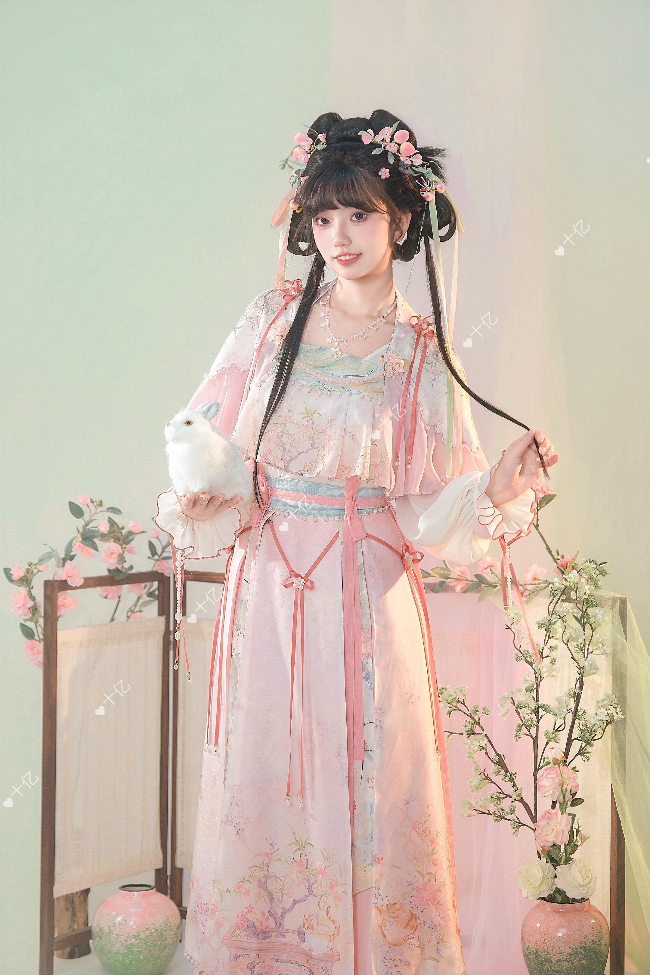 杳杳春来时🌸。