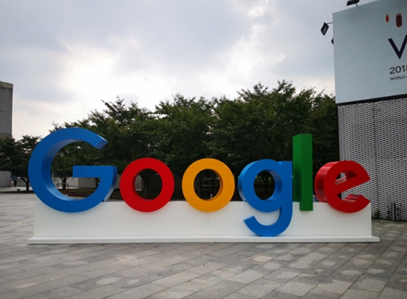 【占比大幅提升！谷歌：公司内部75%的新代码已由AI生成】据媒体报道谷歌近日透露