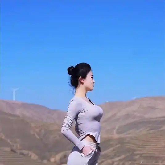 《花桥流水》播放量：11万点赞量：2687网页链接