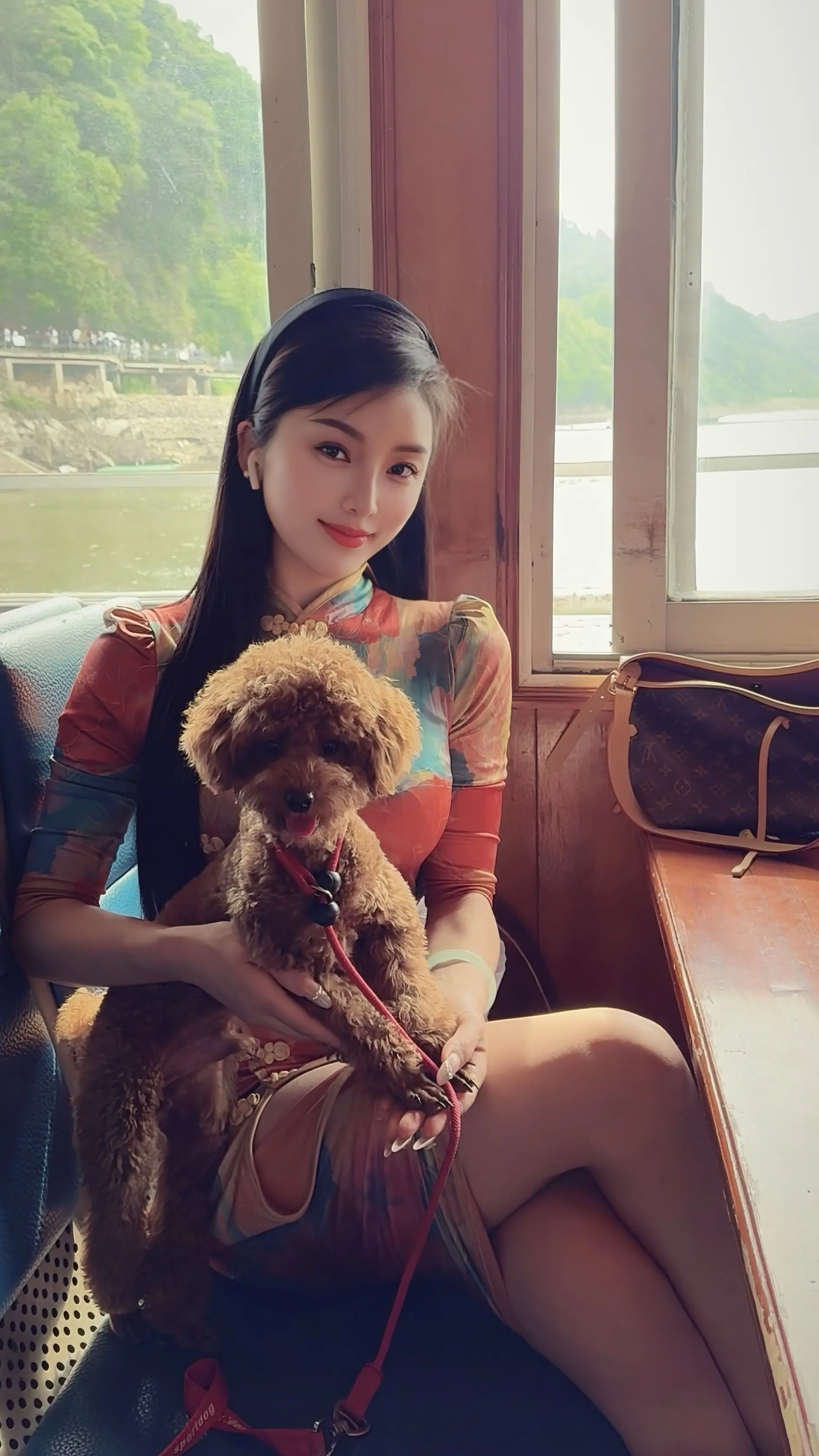 最美的样子大概就是，脸上有微笑心中有阳光，眼里有风景，抬头所见皆是温柔