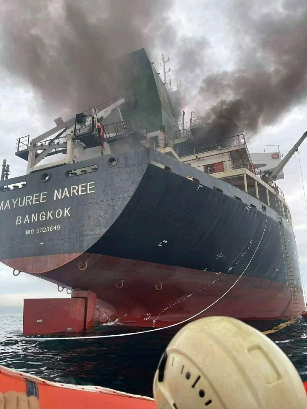 由于美国和以色列袭击伊朗导致地缘紧张局势持续，国际原油期货价格15日晚开始新一周