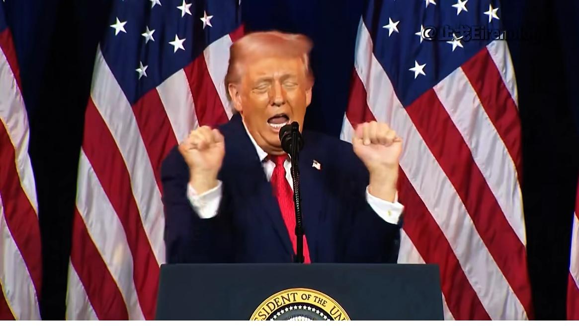 时事微澜
现在美国所有的事情都不是意外，应该说也怪不得特朗普了，特朗普想说就说，