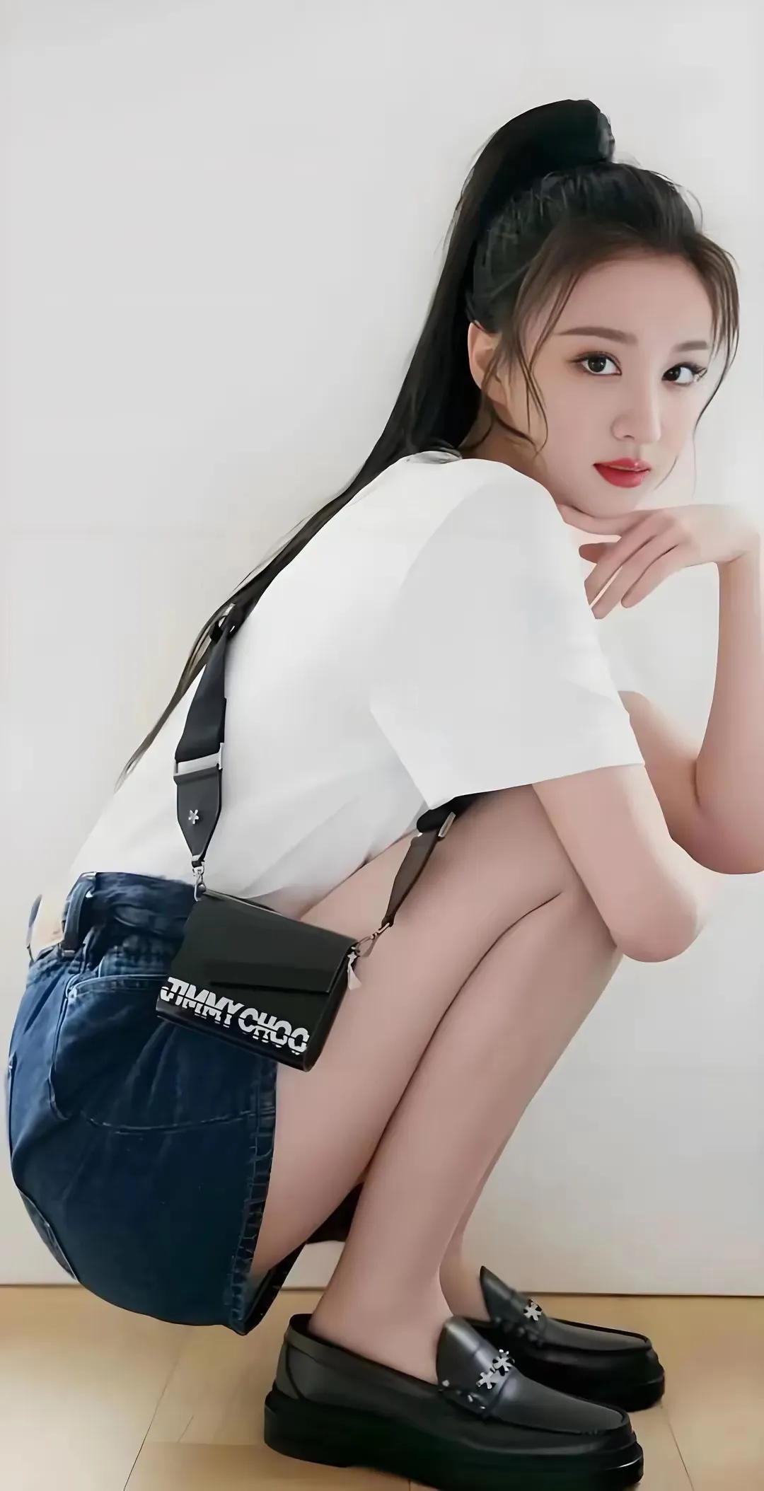 王楚然高圆圆大美女气质好