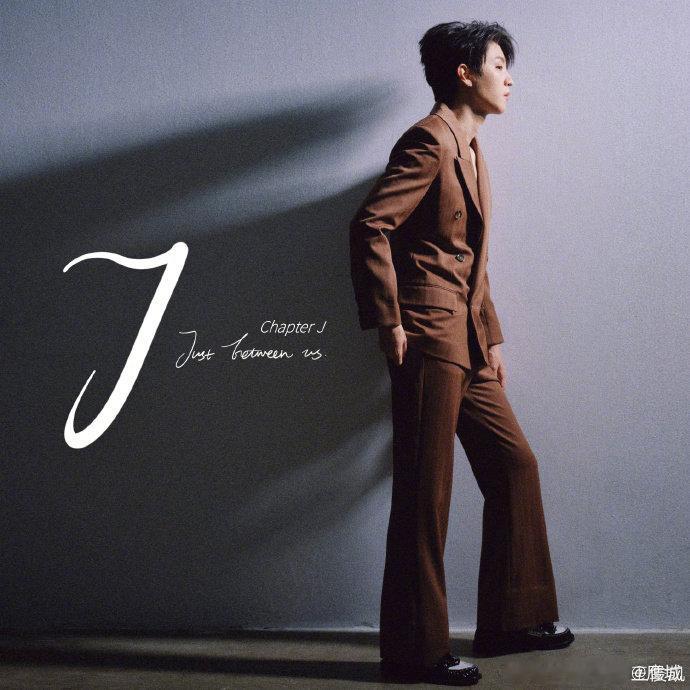 【王俊凯专辑J篇章上线】王俊凯新歌诉说爱与成长7月2日，新专辑《WJK》第二篇章