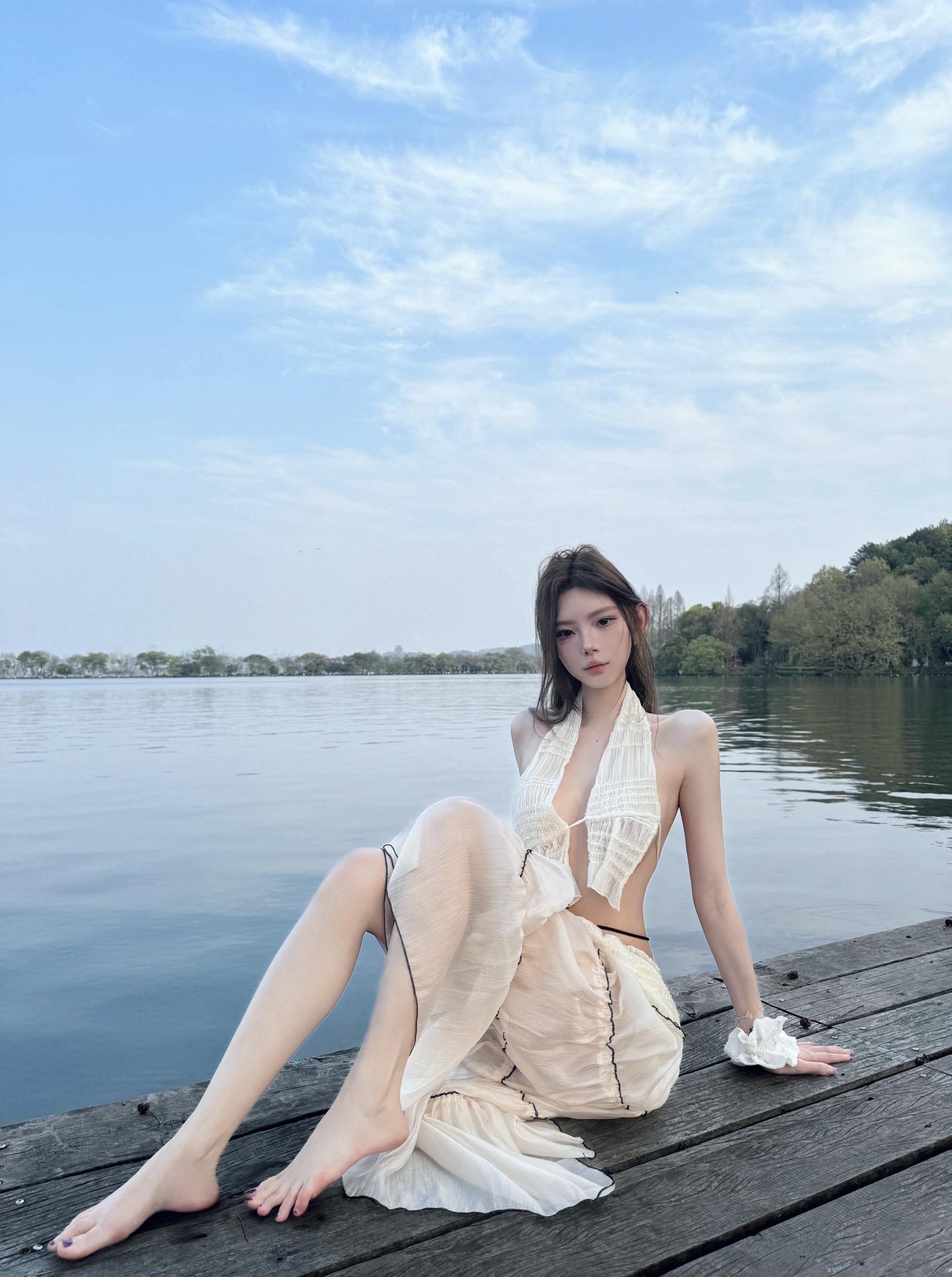 我们都不坏 凭什么不幸福。