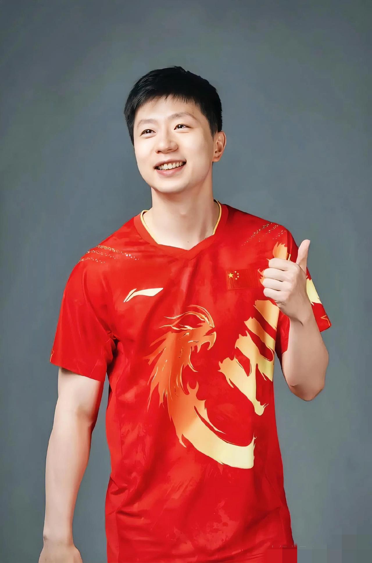 看到消息的时候，我愣了一下。
马龙，放弃了全运会的男单和混双卫冕。一门心思只冲男