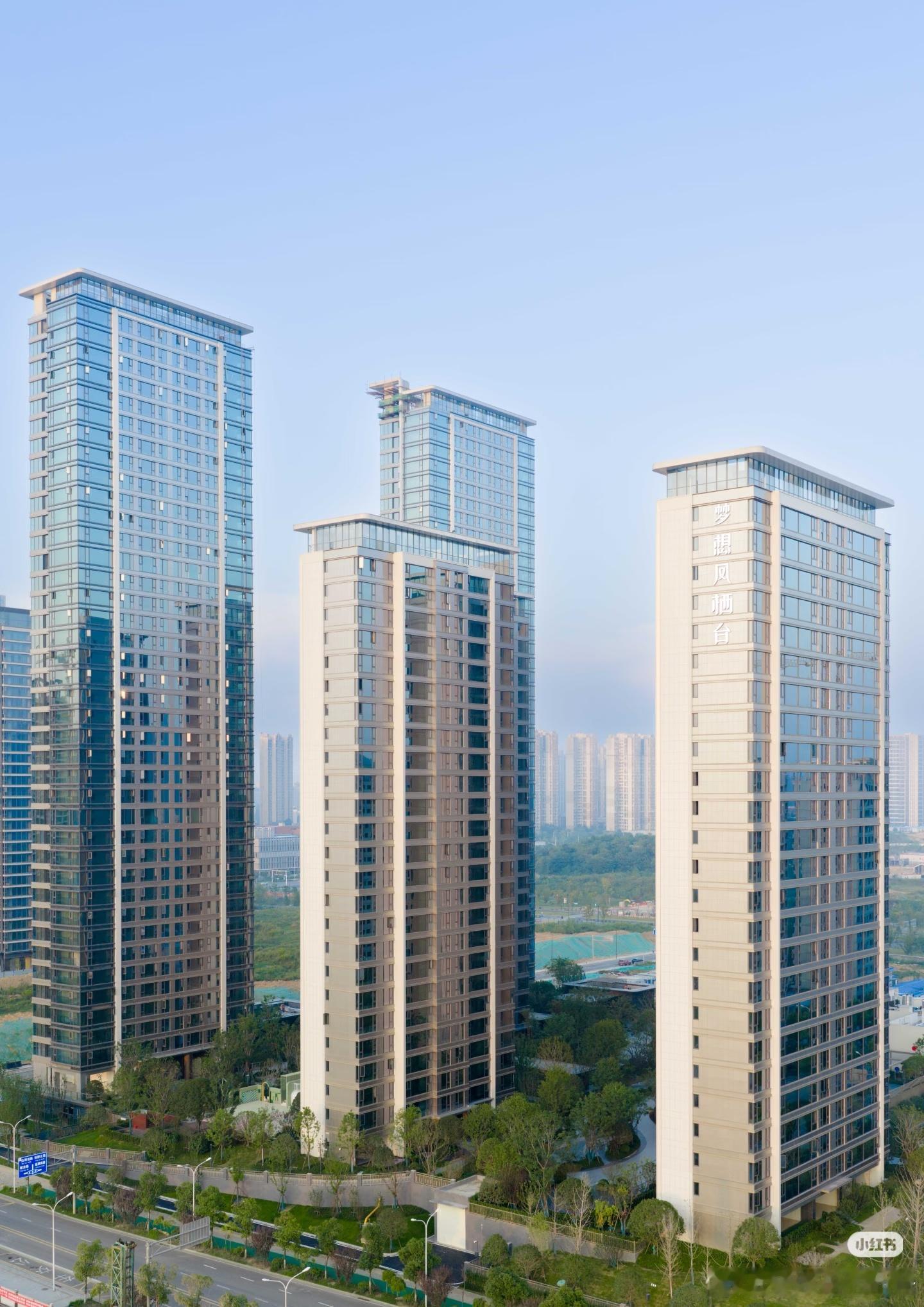 长沙梅溪湖的大平层，感觉很不错！ 