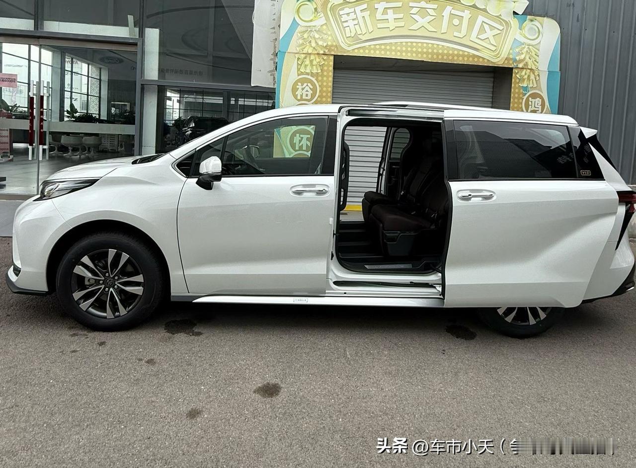 格瑞维亚一些老款车型的降价非常高，比新款性价比高很多。比如老款的福祉版，目前的降