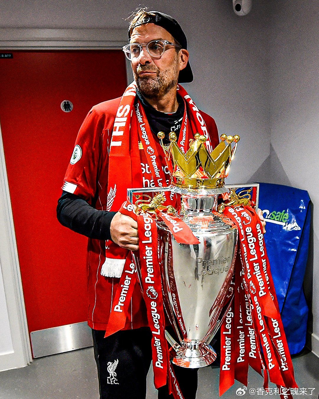 克洛普采访中表示：“自从离开利物浦后，我连比赛什么时候进行都不知道，彻底远离了足