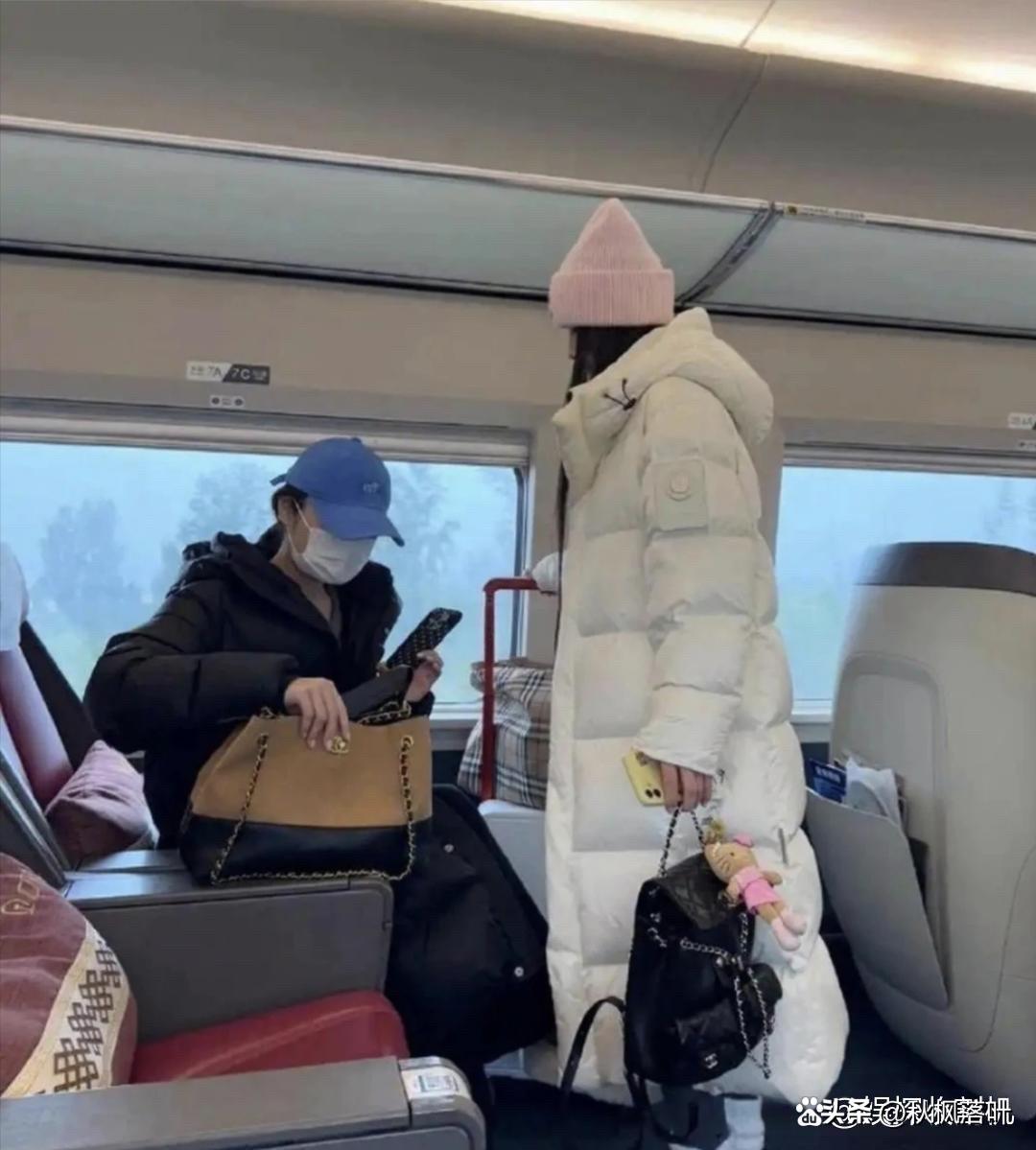 高铁上拍到的，贫富差距一下子就展现出来了