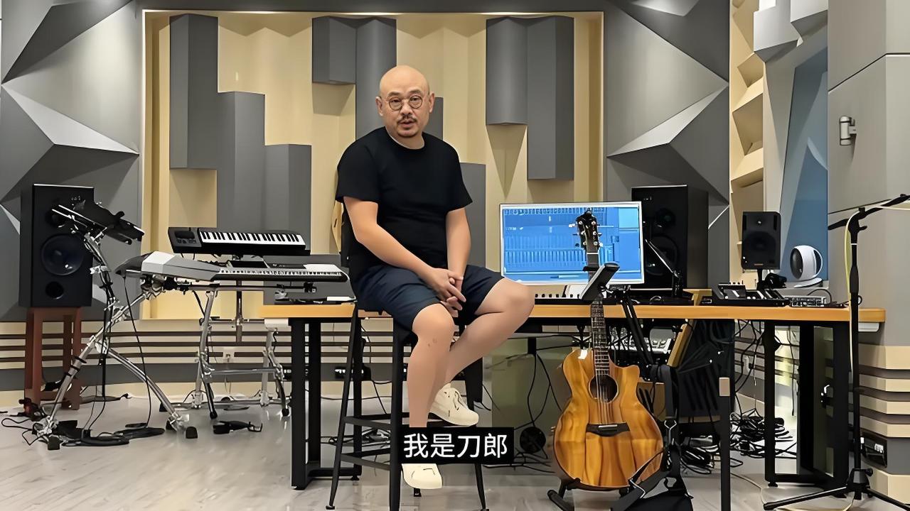 罗林（刀郎）名言精选大唐点评
名言1
“音乐是心灵的镜子，它能反映出人们内心最真