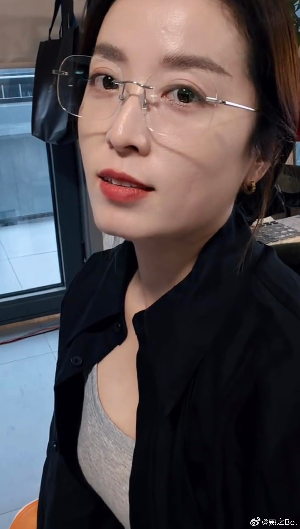 眼镜气质阿姨 ​​​