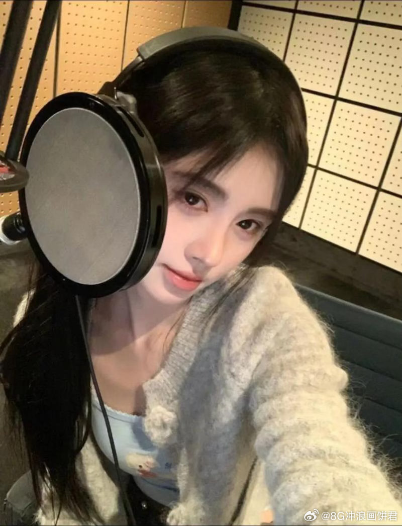 鞠婧祎春尾来信鞠婧祎春尾的来信，把她的灵动和柔美展现得淋漓尽致，像是一封写给人间