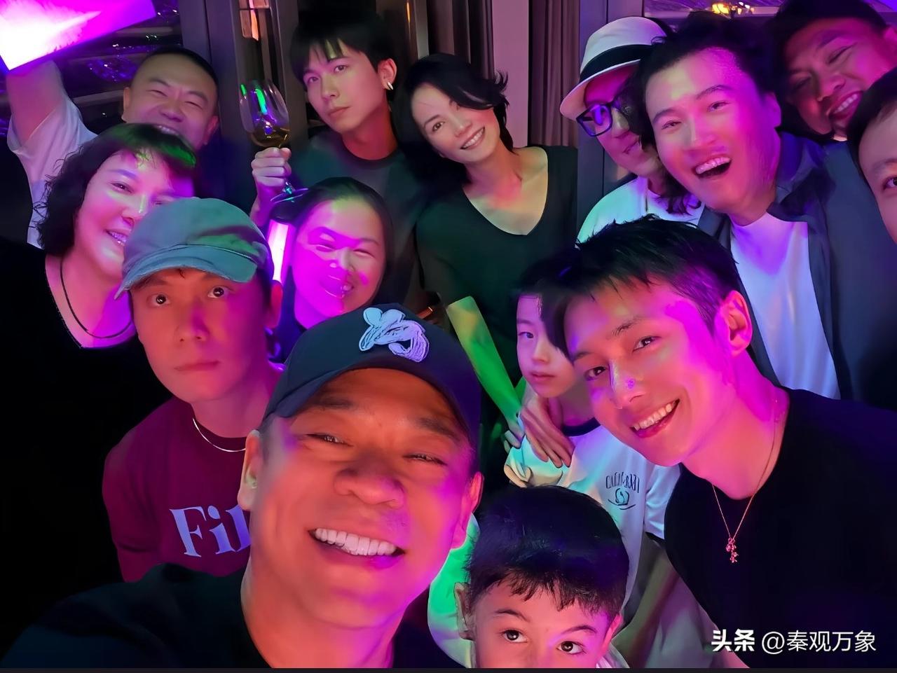 看看这张照片都有谁？